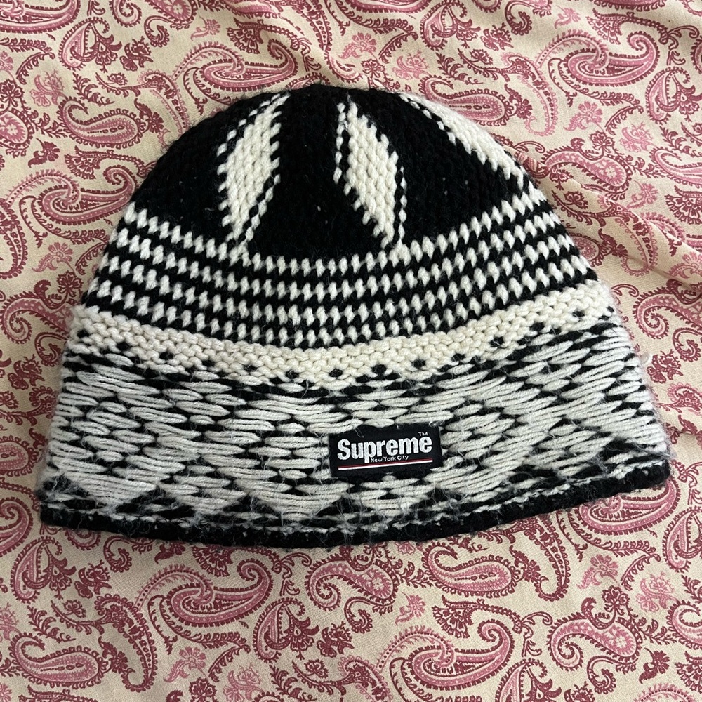 Supreme Monochrome Knit Beanie